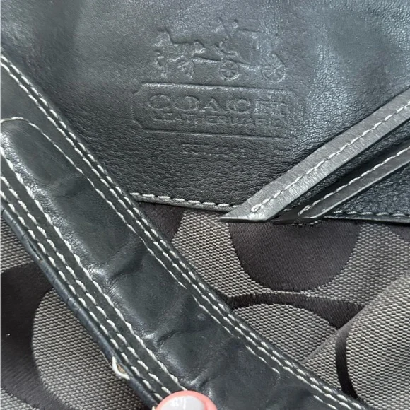 Black Coach Purse - Picture 4 of 7